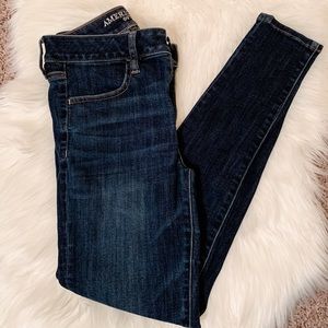 American Eagle Hi-Rise Jegging